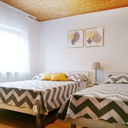 Apartments Saraden Водице Экстерьер фото