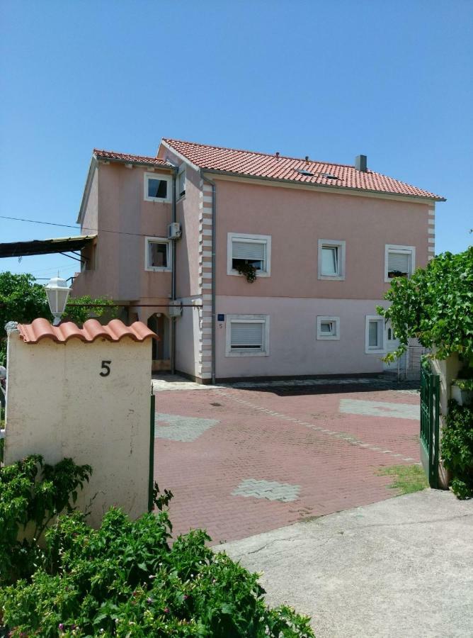 Apartments Saraden Водице Экстерьер фото
